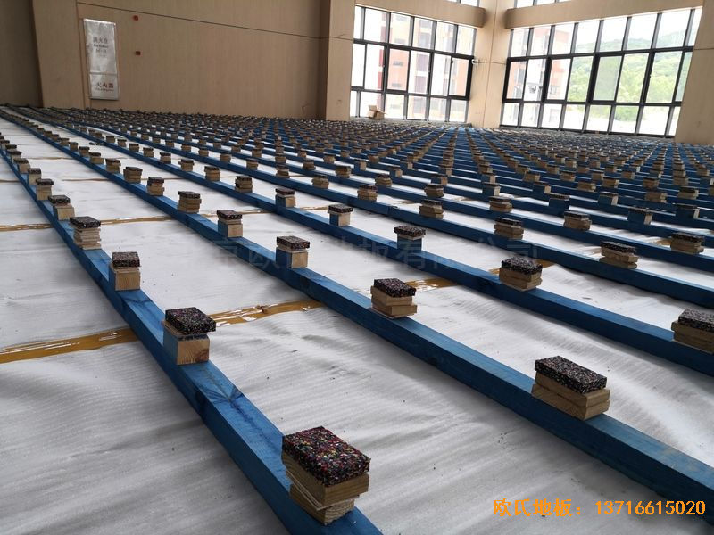 廣州永順大道鐵英中學(xué)體育地板鋪裝案例