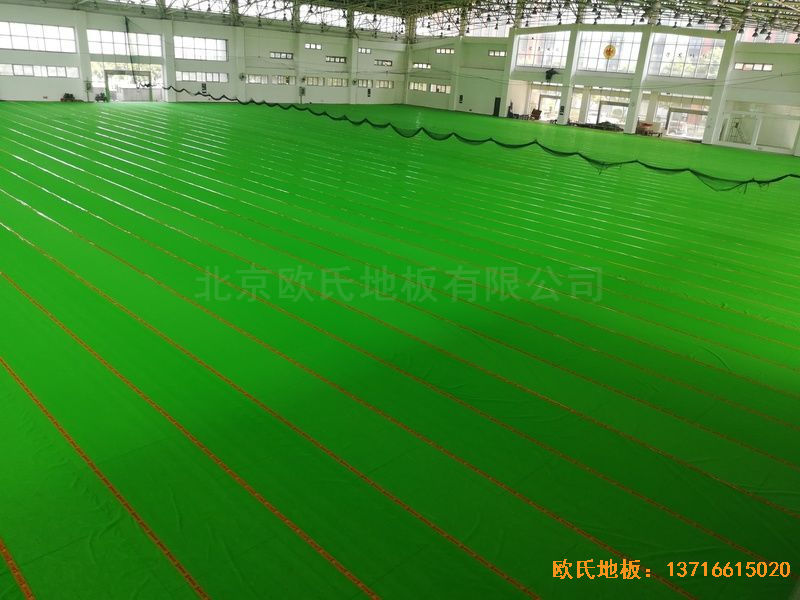 武漢體育學(xué)院體育地板安裝案例
