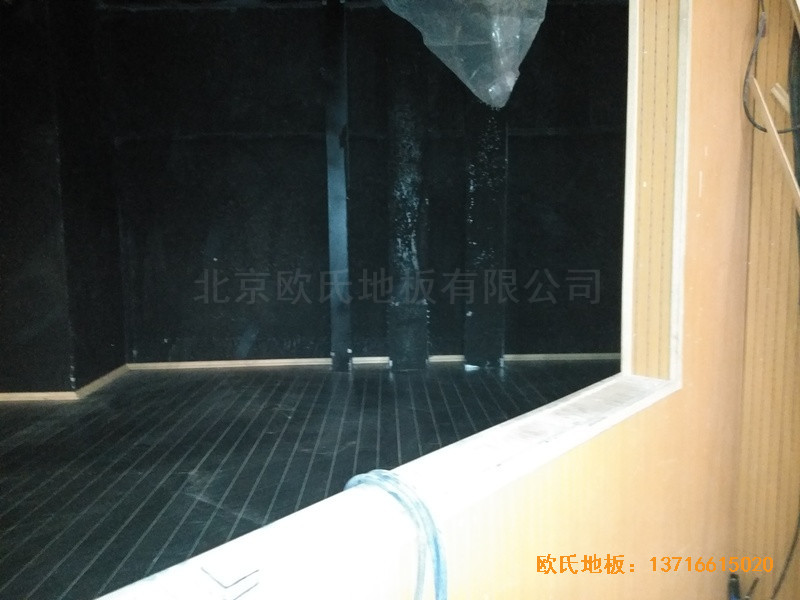 唐山師范學(xué)院舞臺運動地板鋪設(shè)案例3