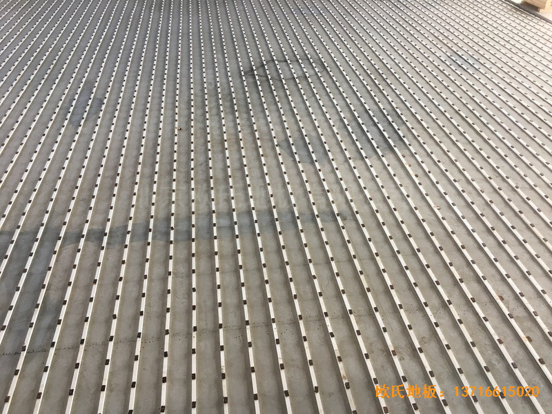 山西交城新天源藥業(yè)體育館體育木地板施工案例1