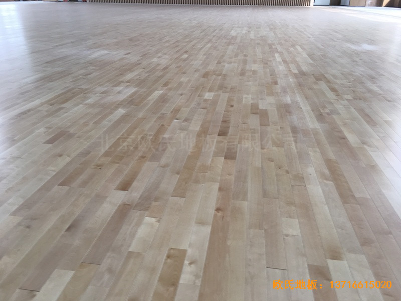 山西交城新天源藥業(yè)體育館體育木地板施工案例2
