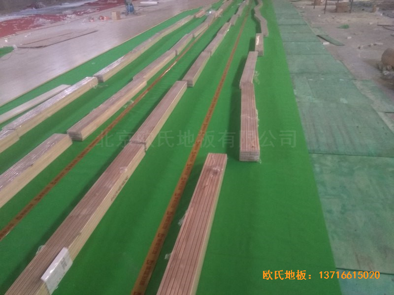 山西長治雙創(chuàng)夢工廠籃球體育木地板施工案例2