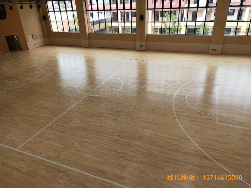杭州高中啟成校區(qū)籃球館體育地板施工案例0
