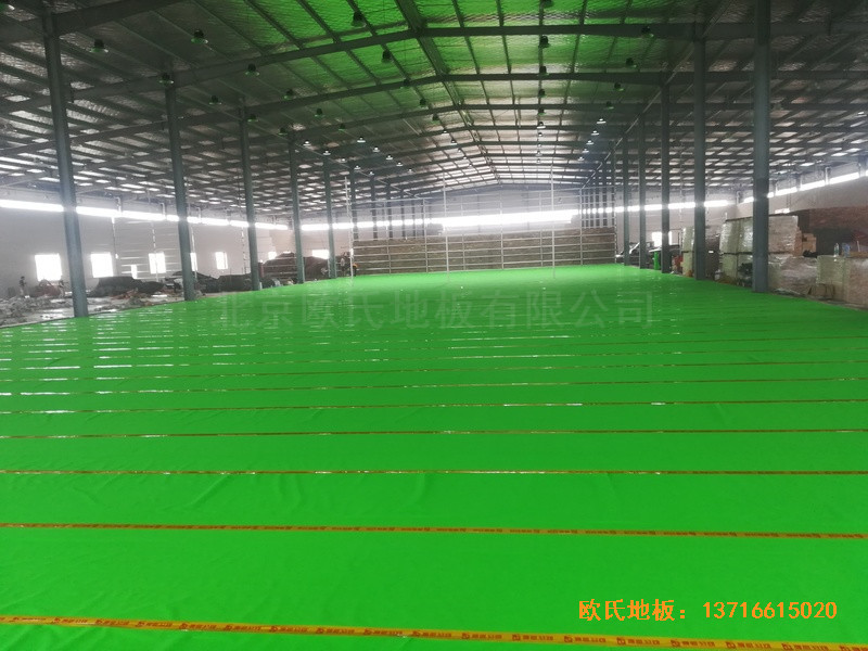 江西宜春袁州區(qū)籃球館體育木地板安裝案例2