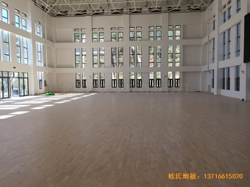 河南南陽南召縣天池電站運動館運動地板鋪裝案例0