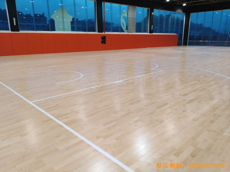 浙江臨海WeArena籃球館體育地板鋪設(shè)案例0
