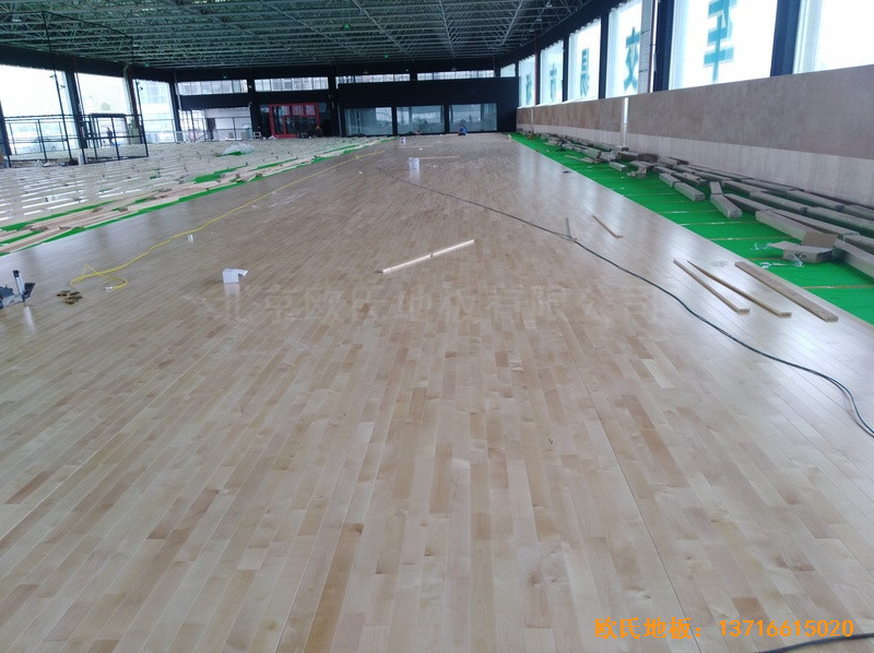 浙江臨海WeArena籃球館體育地板鋪設(shè)案例3