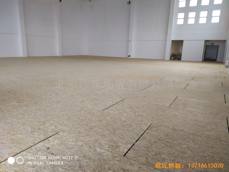 浙江寧波熱電公司籃球館運動木地板鋪裝案例3