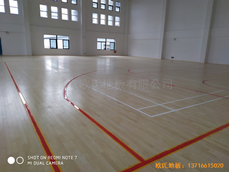 浙江寧波熱電公司籃球館運動木地板鋪裝案例5