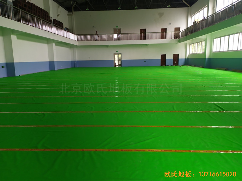 浙江虹橋較好的小學(xué)籃球館體育地板安裝案例3