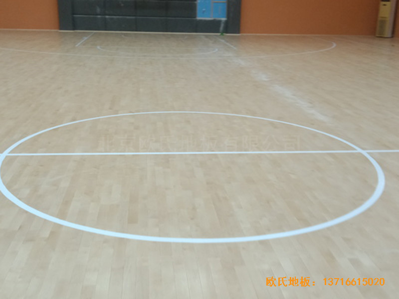 湖北武漢實驗外國語學?；@球館體育地板施工案例4