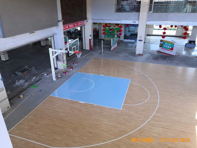 福建龍巖羅龍西路269號籃球館體育木地板安裝案例0