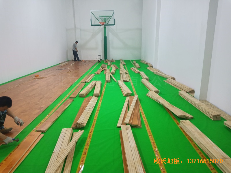 西城區(qū)黃寺大街24號院籃球館運動地板鋪裝案例3