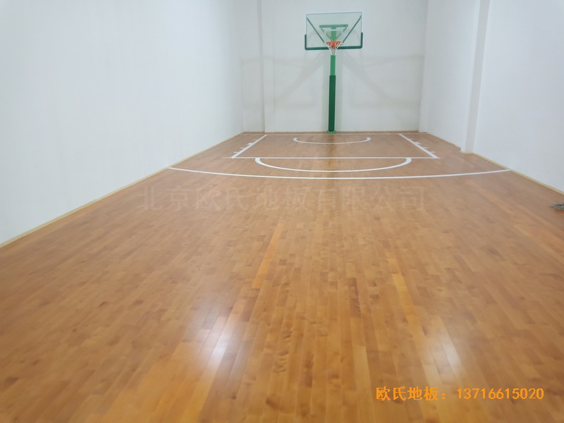 西城區(qū)黃寺大街24號院籃球館運動地板鋪裝案例4