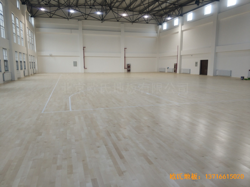 西安63751部隊籃球館體育木地板安裝案例0