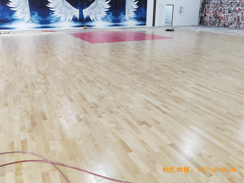 長春CBD汽車生活館籃球館體育地板鋪裝案例3