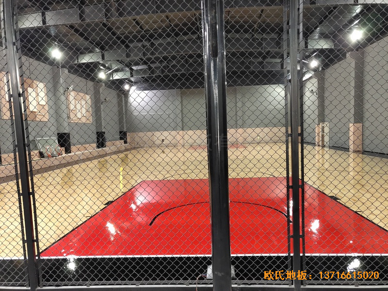 上海松江區(qū)kc籃球公園體育地板施工案例2