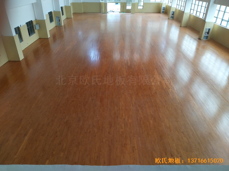 云南蒙自師范體育館體育地板鋪設案例0