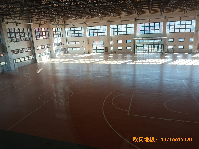 內(nèi)蒙全民健身活動中心體育木地板鋪設(shè)案例5