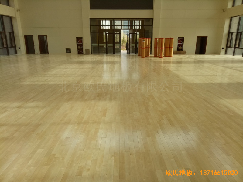 內(nèi)蒙古烏蘭察布公安局訓練廳運動地板鋪裝案例5