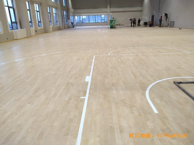 內(nèi)蒙古通遼富力城籃球館體育地板鋪裝案例0