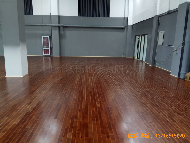 北京亦莊貞觀行業(yè)大廈運(yùn)動場所運(yùn)動木地板鋪設(shè)案例5
