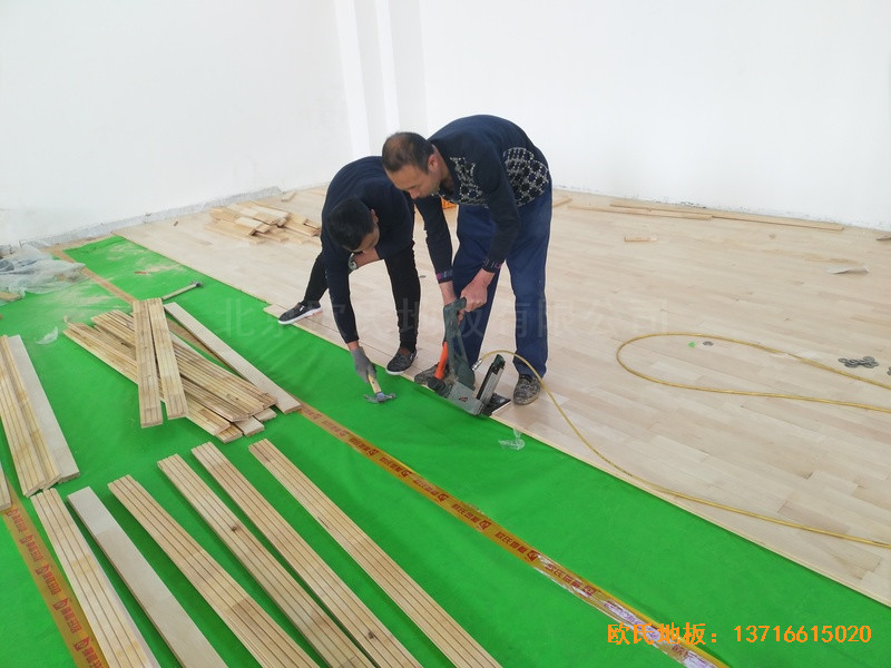 南京浦口黨?；@球館體育地板施工案例2