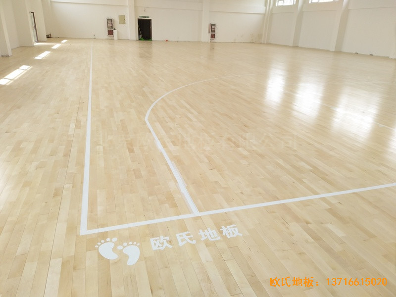 南京浦口黨?；@球館體育地板施工案例3