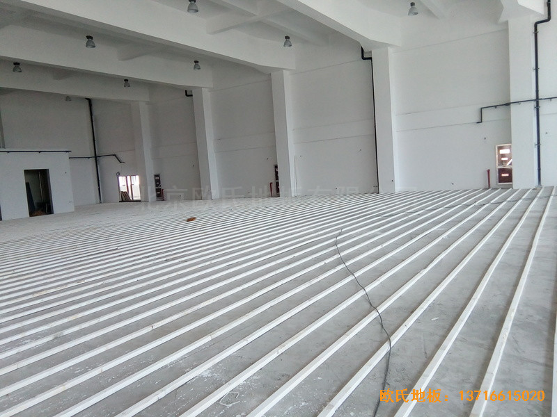 南京浦口區(qū)復(fù)興小學(xué)運動館運動木地板施工案例1