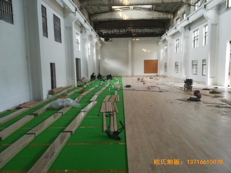 南昌赤練排球館運(yùn)動木地板施工案例3