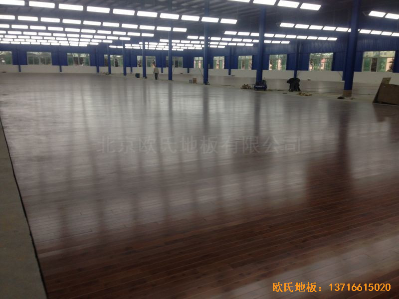 四川綿陽個人球館運動木地板安裝案例5
