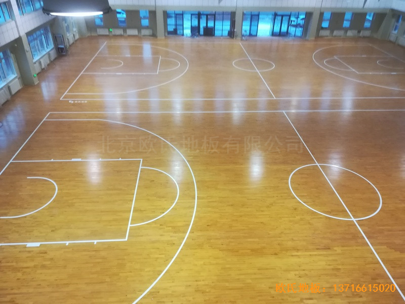 寧夏銀川試驗中學(xué)籃球館運(yùn)動木地板鋪裝案例5