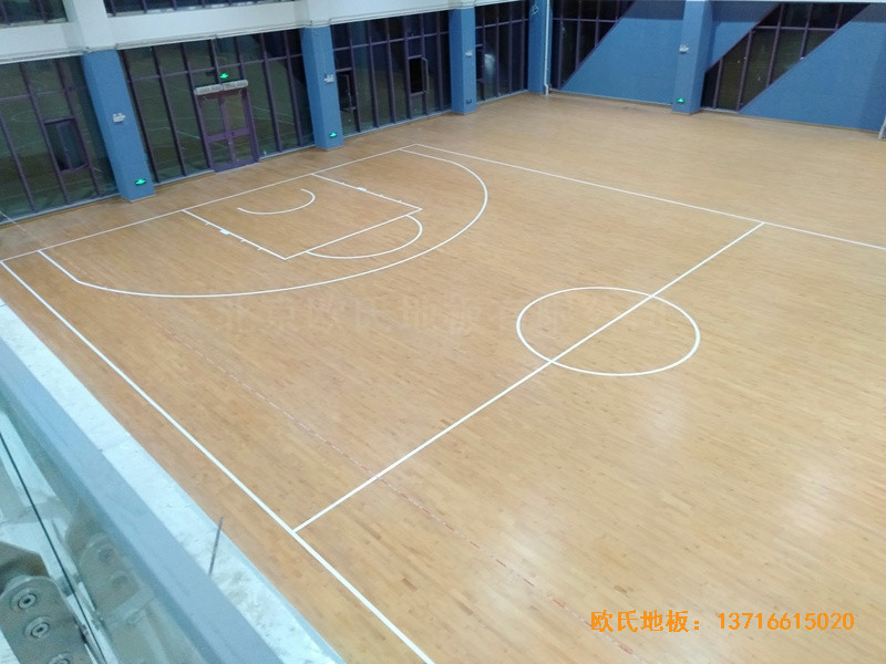 山東實(shí)驗(yàn)二小青島分?；@球館運(yùn)動(dòng)地板鋪裝案例3