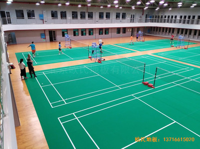 湖南湘潭電力局羽毛球館運動木地板鋪設(shè)案例