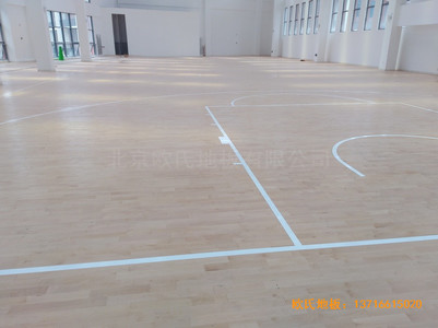 重慶重光小學(xué)籃球館運(yùn)動木地板安裝案例
