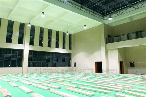 四川瀘州市敘永縣城西實驗學校運動木地板鋪設(shè)工程