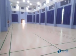 松木舞臺(tái)運(yùn)動(dòng)體育地板哪個(gè)牌子比較好